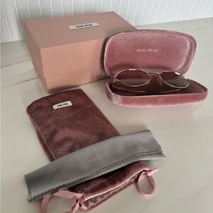 Miu Miu Rose Velvet Glasses Case Set